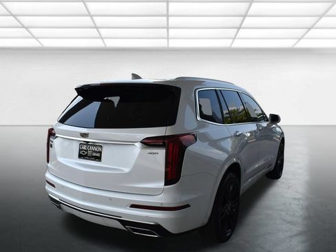 Used 2020 Cadillac XT6 Premium Luxury FWD image 8