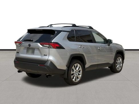 Used 2024 Toyota RAV4 XLE Premium FWD image 5