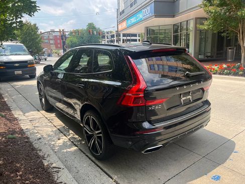 Used 2021 Volvo XC60 T8 R-Design w/ Protection Package Premier AWD/4WD image 4
