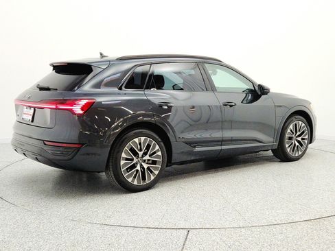 Used 2024 Audi Q8 e-tron Premium Plus w/ Premium Plus Package AWD/4WD image 5