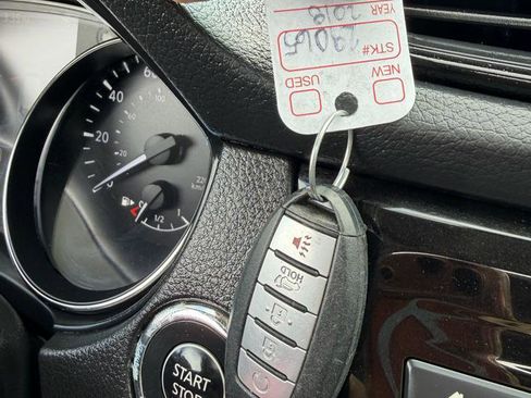Used 2018 Nissan Rogue SL w/ Premium Package AWD/4WD image 22
