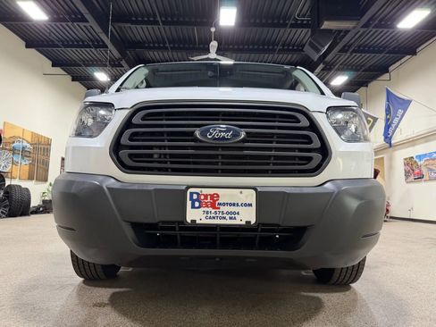 Used 2017 Ford Transit 150 XL image 12