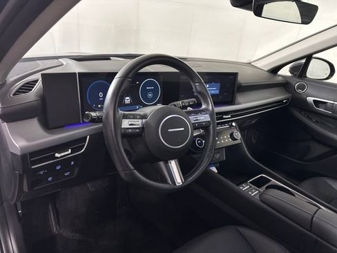 Used 2025 Hyundai Sonata Limited image 13