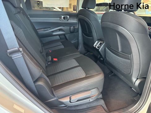 New 2026 Kia Sorento LX FWD image 23
