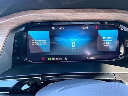 Used 2025 Volkswagen Atlas SE image 13