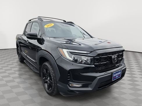Used 2025 Honda Ridgeline Black Edition image 1