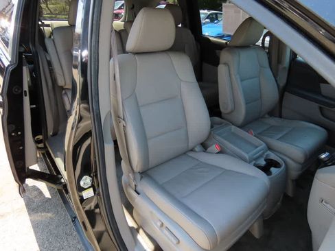 Used 2011 Honda Odyssey EX-L image 17