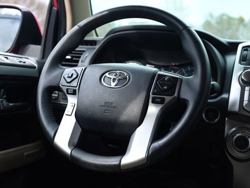 Used 2019 Toyota 4Runner Limited AWD/4WD image 5