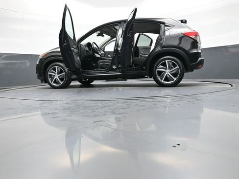 Used 2021 Honda HR-V EX image 49