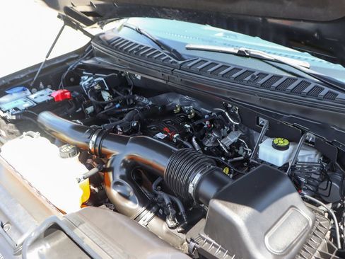 Used 2024 Ford Expedition Max Platinum AWD/4WD image 16