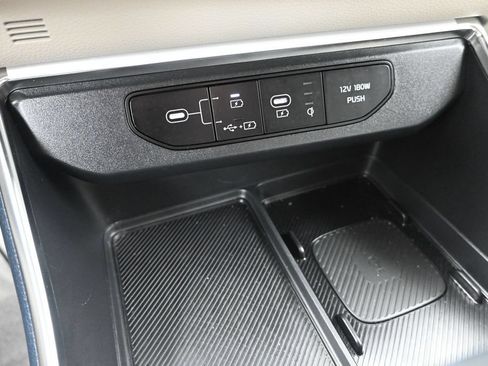 Certified 2026 Kia Carnival SX Prestige FWD image 22