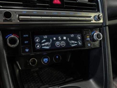 Used 2024 Genesis G70 2.5T w/ Sport Prestige Package RWD image 38