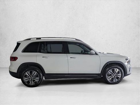 Certified 2025 Mercedes-Benz GLB 250 image 26