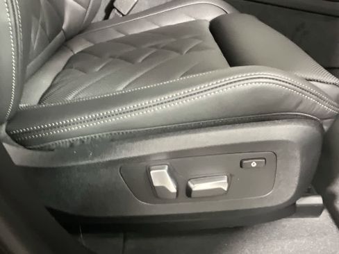 Certified 2023 BMW X5 xDrive40i w/ Premium Package image 18