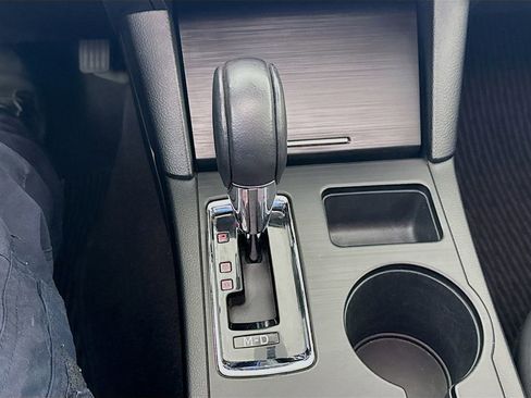 Used 2018 Subaru Outback 2.5i Limited image 18