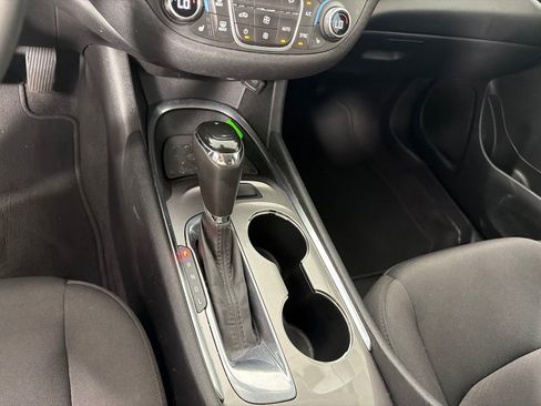 Used 2020 Chevrolet Malibu LT FWD image 17