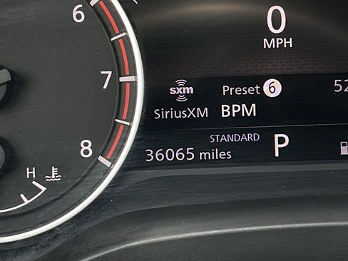 Used 2025 Nissan Rogue SV FWD image 33