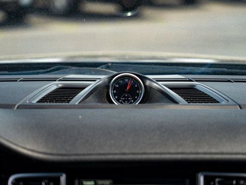 Used 2013 Porsche Panamera 4 w/ Premium Pkg image 21