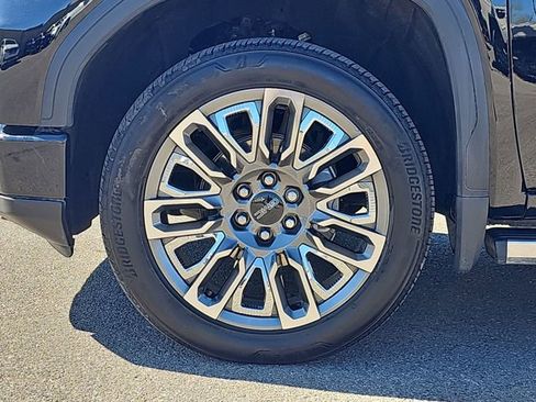 Used 2024 GMC Sierra 1500 Denali Ultimate AWD/4WD image 19