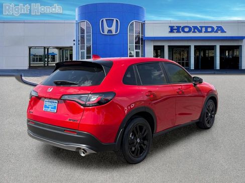 Certified 2026 Honda HR-V Sport image 8