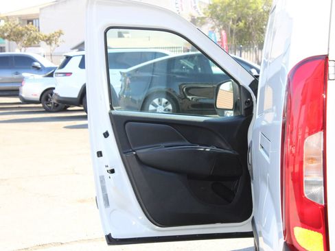 Used 2020 RAM ProMaster City Tradesman FWD image 6