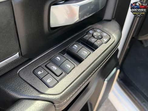 Used 2026 RAM 2500 Laramie AWD/4WD image 11