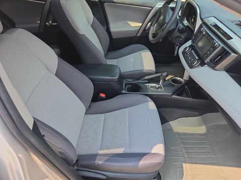 Used 2015 Toyota RAV4 XLE AWD/4WD image 25