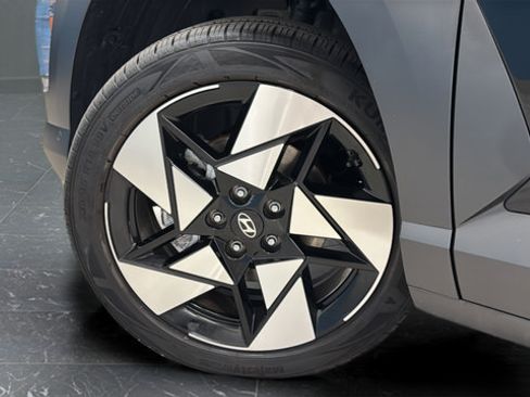 Used 2024 Hyundai Kona Limited AWD/4WD image 34