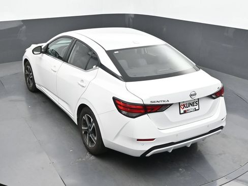 Used 2024 Nissan Sentra SV FWD image 30