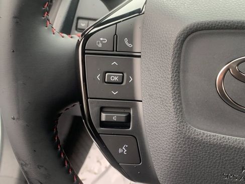 New 2026 Toyota Prius Plug-In Hybrid FWD image 26