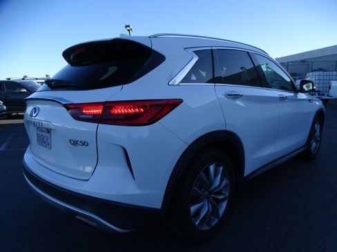 Used 2020 INFINITI QX50 Luxe FWD image 4
