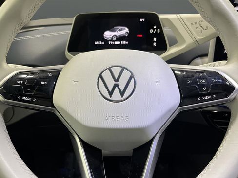 Used 2023 Volkswagen ID.4 Pro S Plus image 17