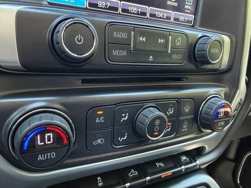 Used 2017 GMC Sierra 1500 SLT AWD/4WD image 43
