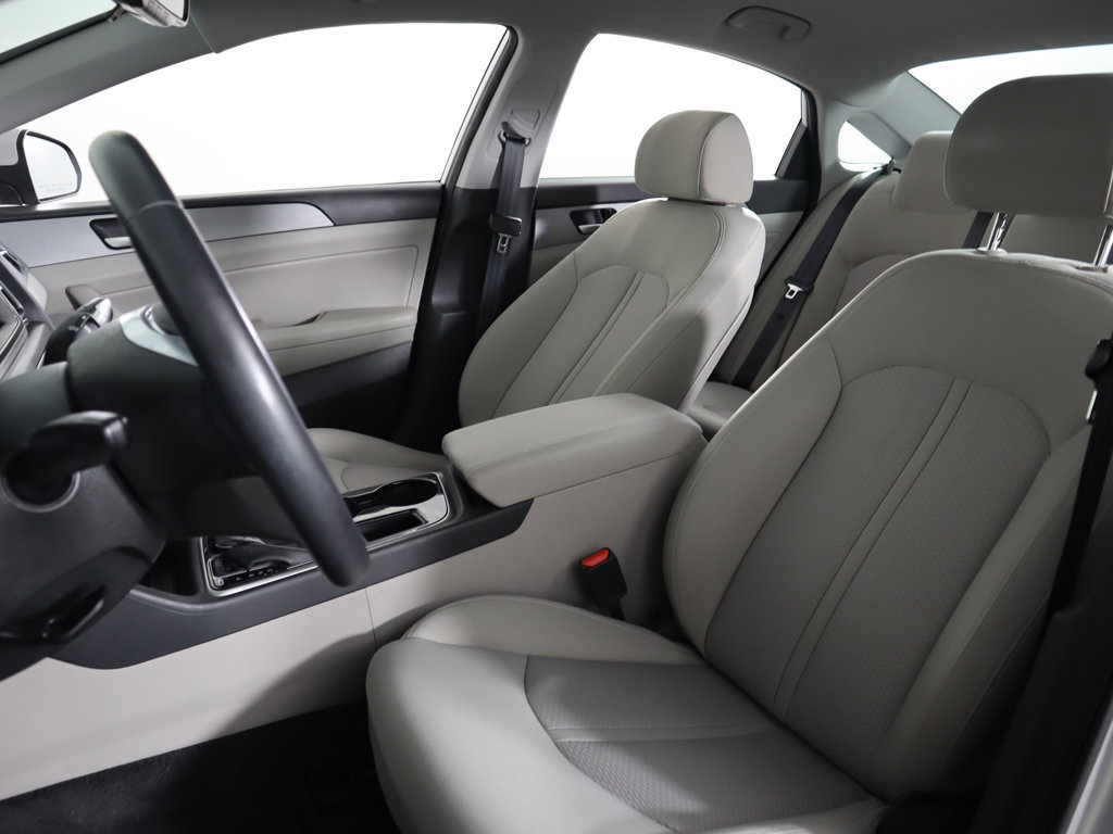 Used 2019 Hyundai Sonata SEL w/ Winter Weather Package FWD image 26
