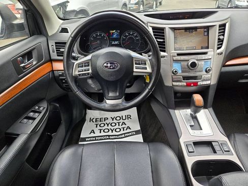 Used 2013 Subaru Outback 2.5i Limited AWD/4WD image 33