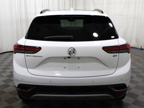 Used 2022 Buick Envision Essence w/ Technology Package II FWD image 31