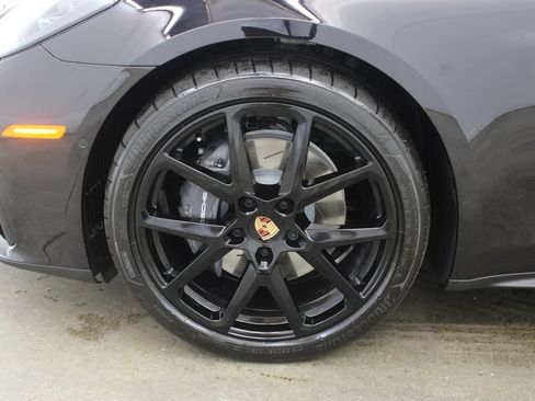New 2026 Porsche Panamera RWD image 12