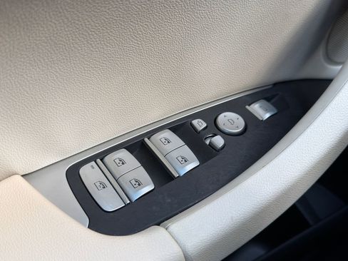 Certified 2024 BMW X3 sDrive30i w/ Convenience Package image 23