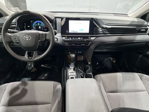 Certified 2025 Toyota Camry LE image 7