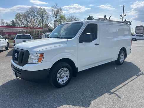 Used 2019 Nissan NV 1500 SV image 5