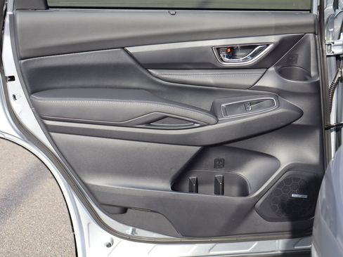 New 2026 Subaru Ascent Limited image 16