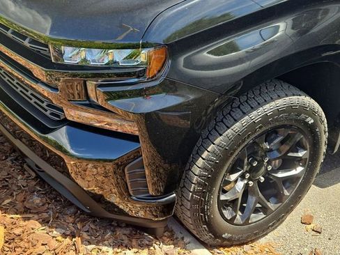 Certified 2022 Chevrolet Silverado 1500 RST AWD/4WD image 10