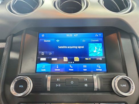 Used 2021 Ford Mustang Premium image 26