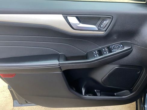 Used 2022 Ford Escape SEL image 33