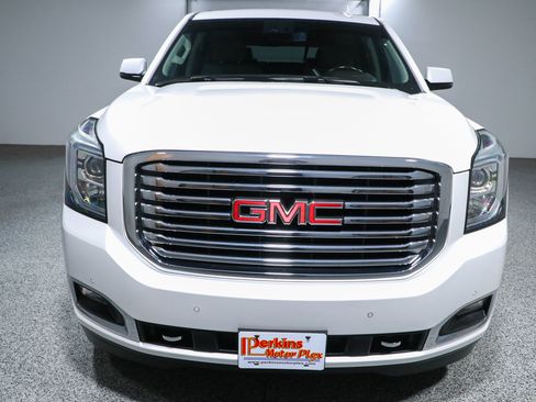 Used 2020 GMC Yukon SLT w/ Premium Edition RWD image 4