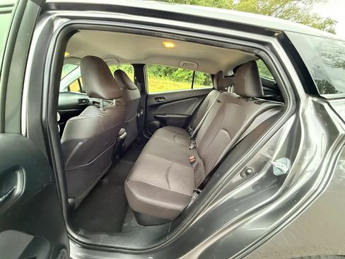 Used 2016 Toyota Prius Two FWD image 12
