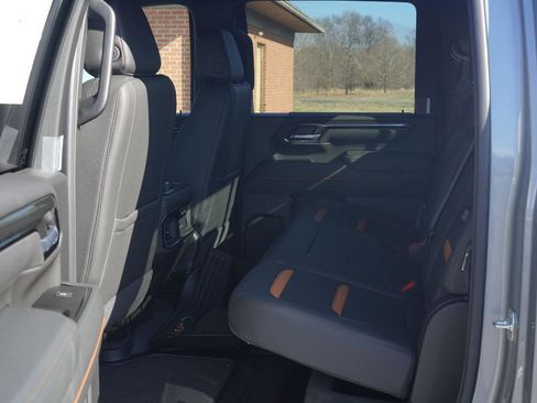 New 2026 GMC Sierra 2500 AT4 w/ AT4 Premium Plus Package image 29