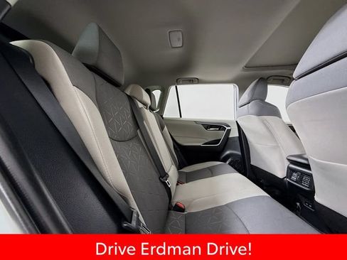 Used 2025 Toyota RAV4 XLE w/ Convenience Package FWD image 28