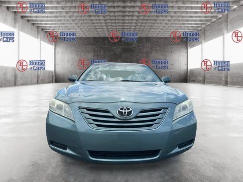 Used 2007 Toyota Camry LE FWD image 2
