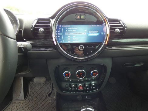 Used 2024 MINI Cooper Clubman S w/ Signature Upholstery Package image 12